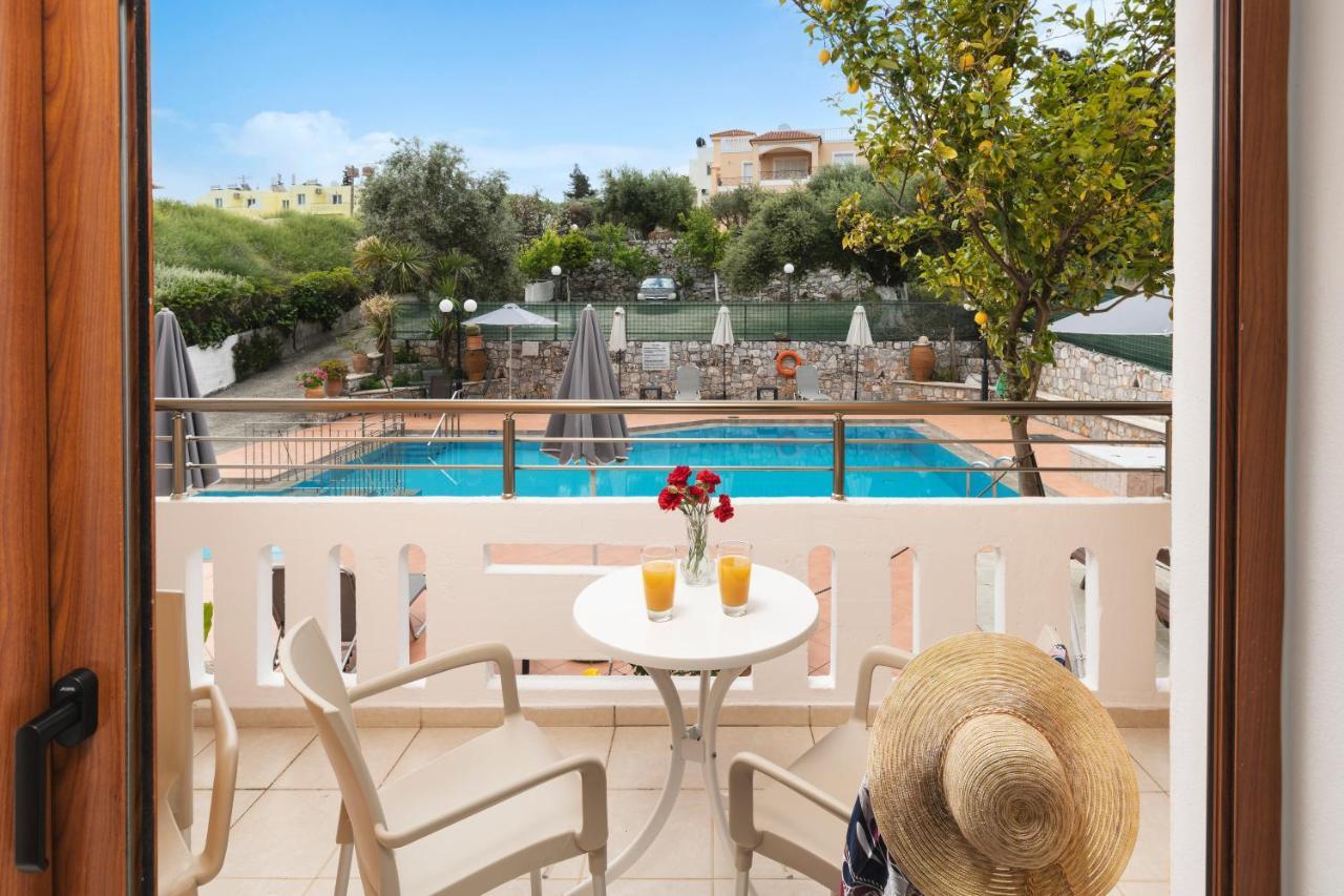 Aphrodite Apartments Каливес Екстериор снимка